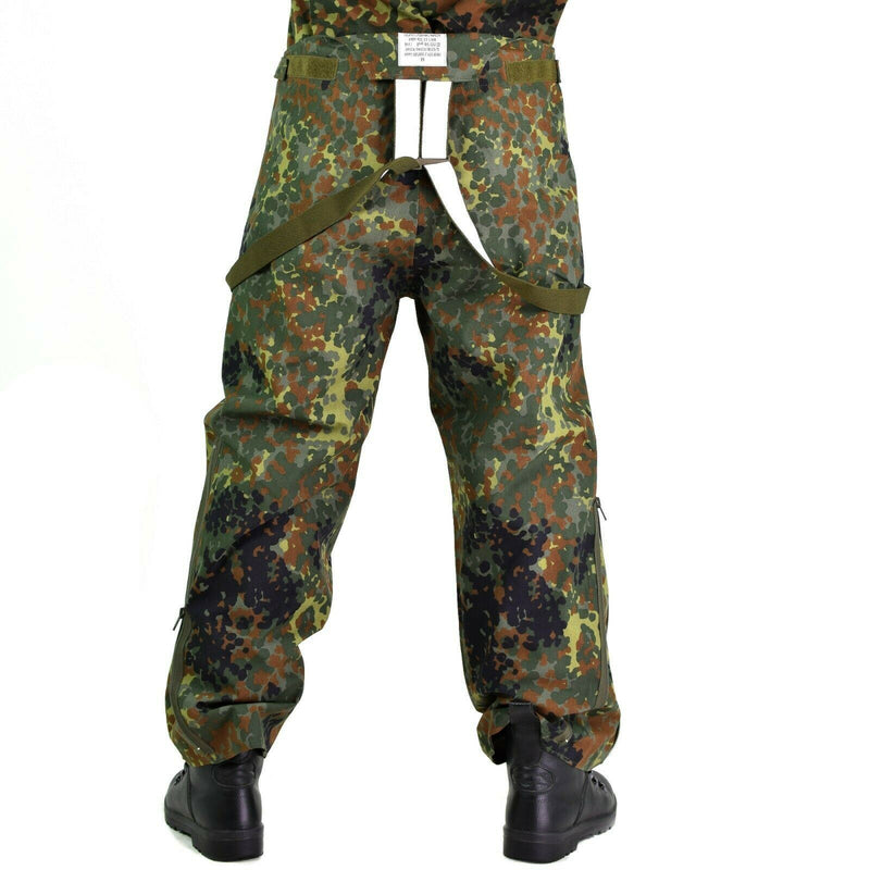 Echt Duitse leger broek Goretex Bib n brace flecktarn broek over het algemeen nieuw