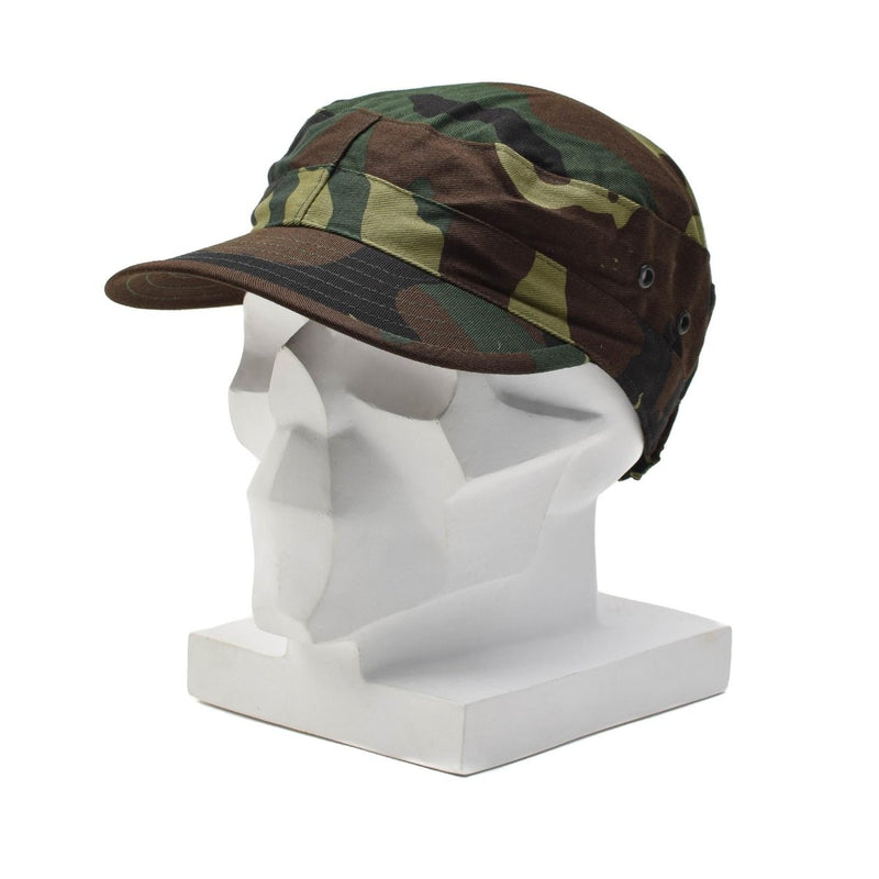 Originele Italiaanse militaire gevechten Cap Woodland camouflage ventilatie oogjes